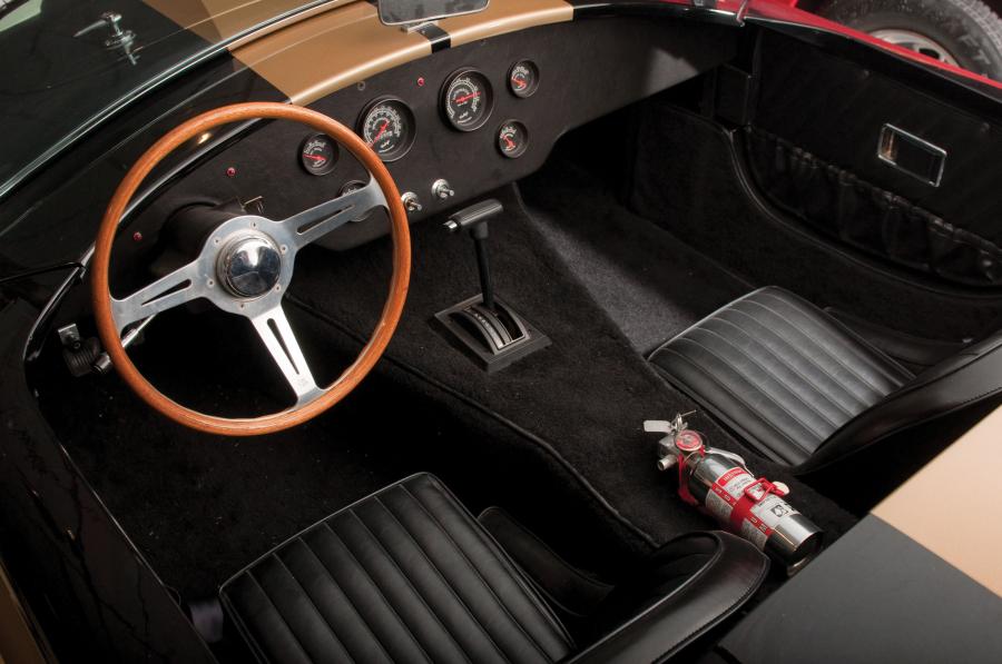  Shelby Cobra Replica 1965 года  (фото 3 из 3)